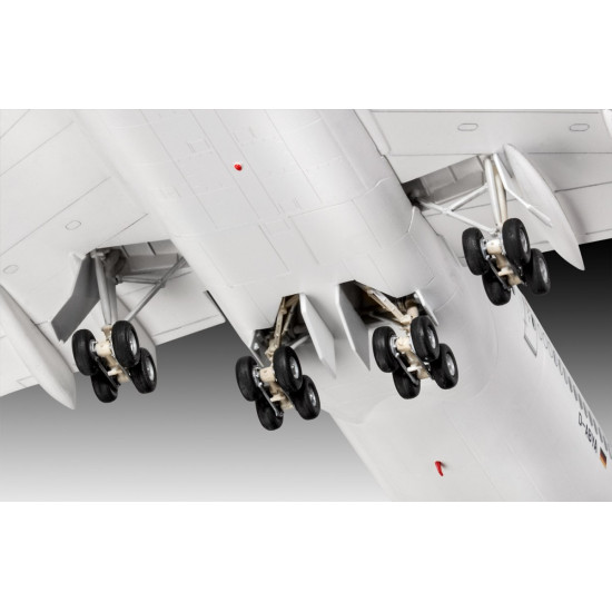 Model plastikowy Boeing 747-8 Lufthansa nowy