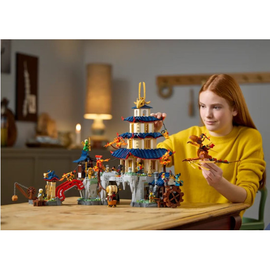 Klocki Ninjago 71814 Turniejowe miasto ze świątynią