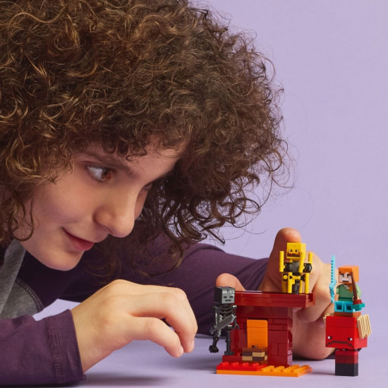 Klocki Minecraft 21266 Bitwa na moście Netheru 