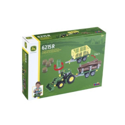 Traktor John Deere do skręcania z 2 przyczepami