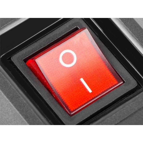 Listwa przeciwprzepięciowa M3 1.5m czarna (3 gniazda)