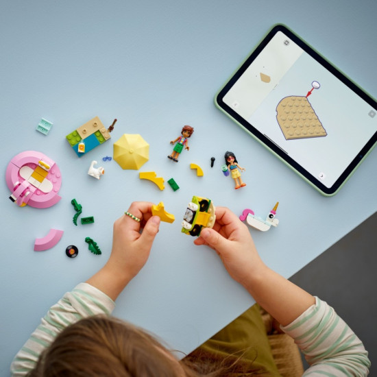 Klocki Friends 42658 Impreza na basenie z jednorożcem i flamingiem 