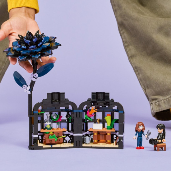 Klocki Wednesday 76784 Kwiat czarnej dalii 