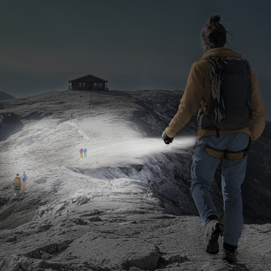 Latarka turystyczna led flx600 600lm 240m 