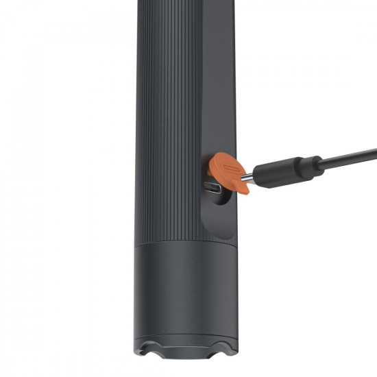 Latarka turystyczna akumulatorowa 1200lm 300m zoom 