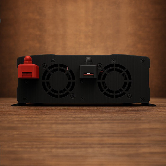 Inteligentna ładowarka do akumulatorów LiFePO4 AGM GEL SLA | 80A | 12V 