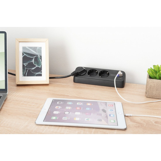 Listwa zasilająca biurkowa, 3 gniazda Schuko, 2x USB-A (2x 12W), 1x USB-C (30W) z zaciskiem na blat, kabel 1,5m, czarna