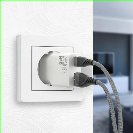 Ładowarka sieciowa SUPER SLIM QC 3.0 30W 1XUSB 1XUSB-C biała SC-380Q 