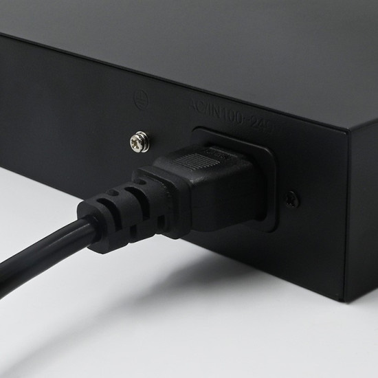 Przełącznik sieciowy SWITCH FAST Ethernet PoE | 8x RJ45 |  2x RJ45 Uplink | 120W | 10/100 Mb/s 