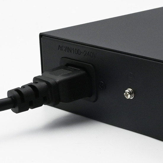 Przełącznik sieciowy SWITCH FAST Ethernet PoE | 16x RJ45 10/100  Mb/s | 2x RJ45 Uplink 1000 Mb/s | 1x SFP 1000Mb/s 