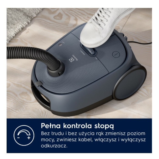 Odkurzacz workowy linia 600      EB61C2DBP