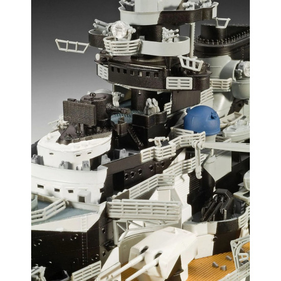 Model plastikowy statek Tirpitz 1:350