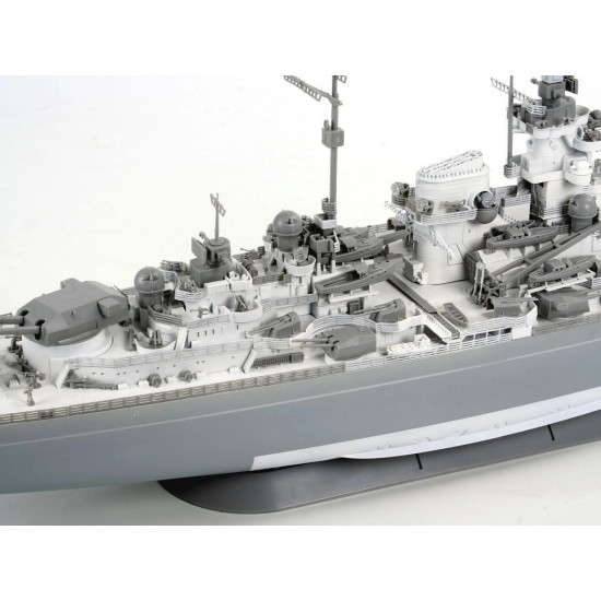 Model plastikowy statek Tirpitz 1:350