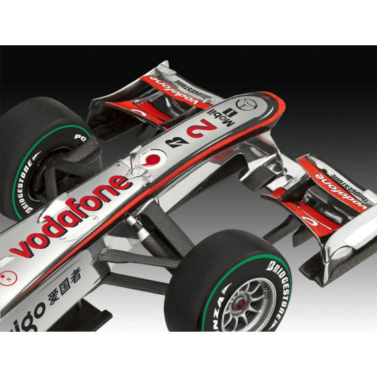 Model plastikowy Mclaren Mercedes MP4-25 L. Hamilton 